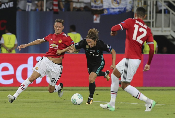 Real Madrid obhájil Superpohár UEFA. Manchester United zdolal 2:1